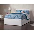 Letto a piattaforma con pediera coordinata e letto estraibile