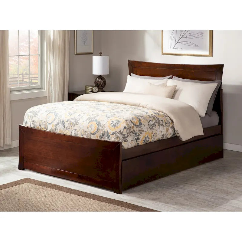 Letto a piattaforma con pediera coordinata e letto estraibile