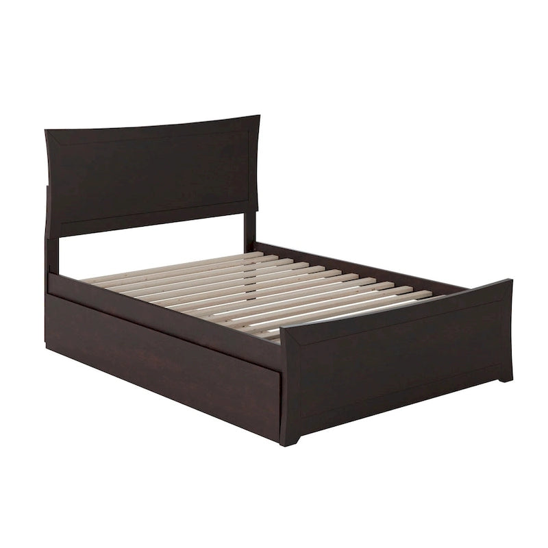 Letto a piattaforma con pediera coordinata e letto estraibile