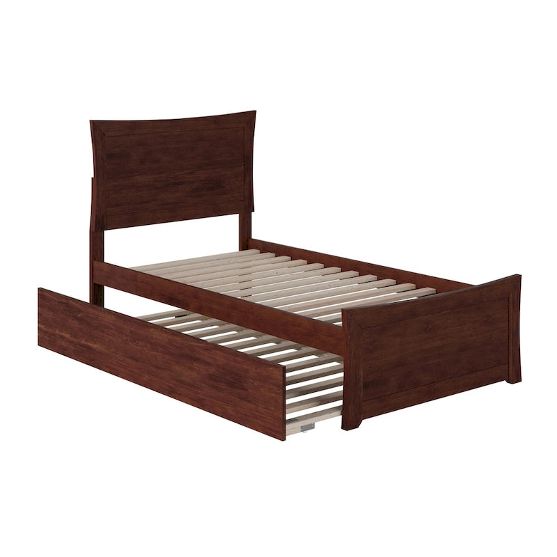 Letto a piattaforma con pediera coordinata e letto estraibile